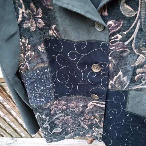 Green Velvety Soft Lightweight Multi Textured Artistic Patchwork Jacket  Sz PL - Picture 7 of 9